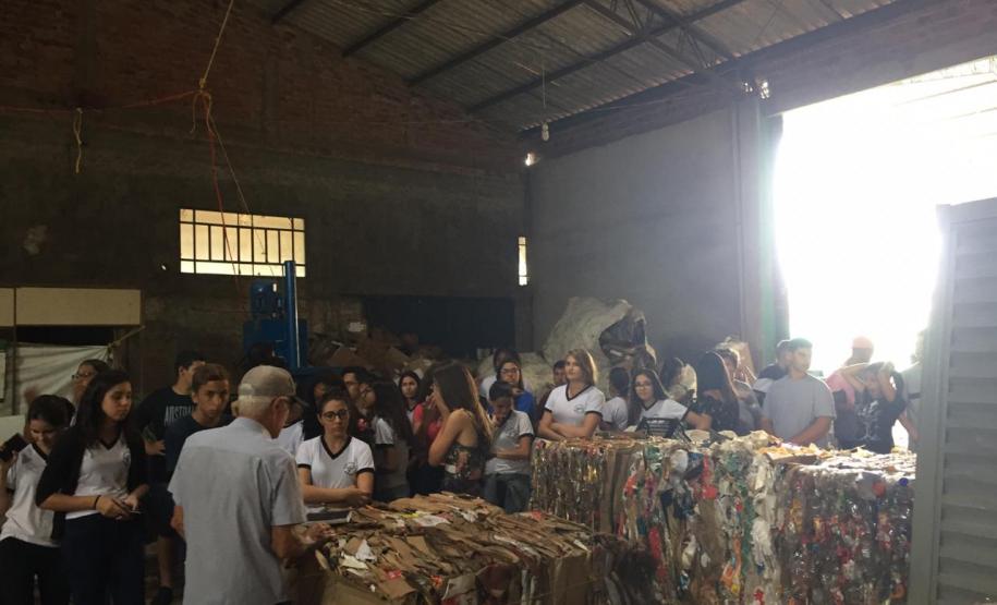 Educação em Tempo Integral em destaque no Colégio Estadual Jayme Canet