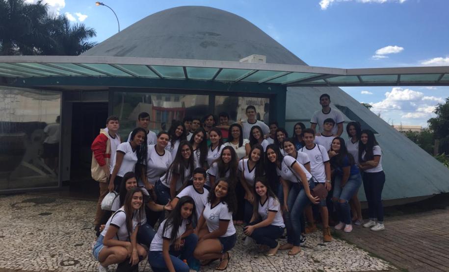 Educação em Tempo Integral em destaque no Colégio Estadual Jayme Canet