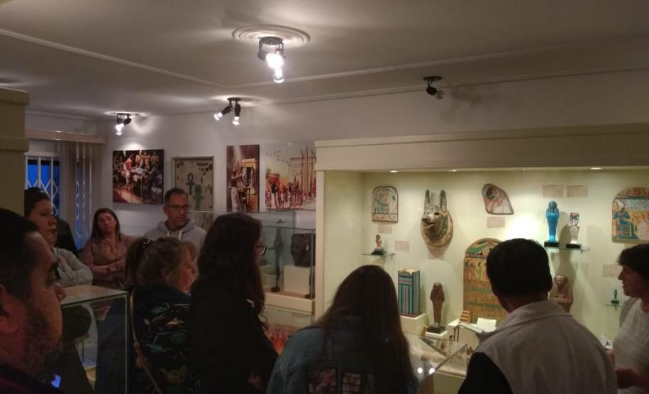 Cursos técnicos subsequentes do CE Vicente Rijo realizam visita técnica e cultural em Ponta Grossa