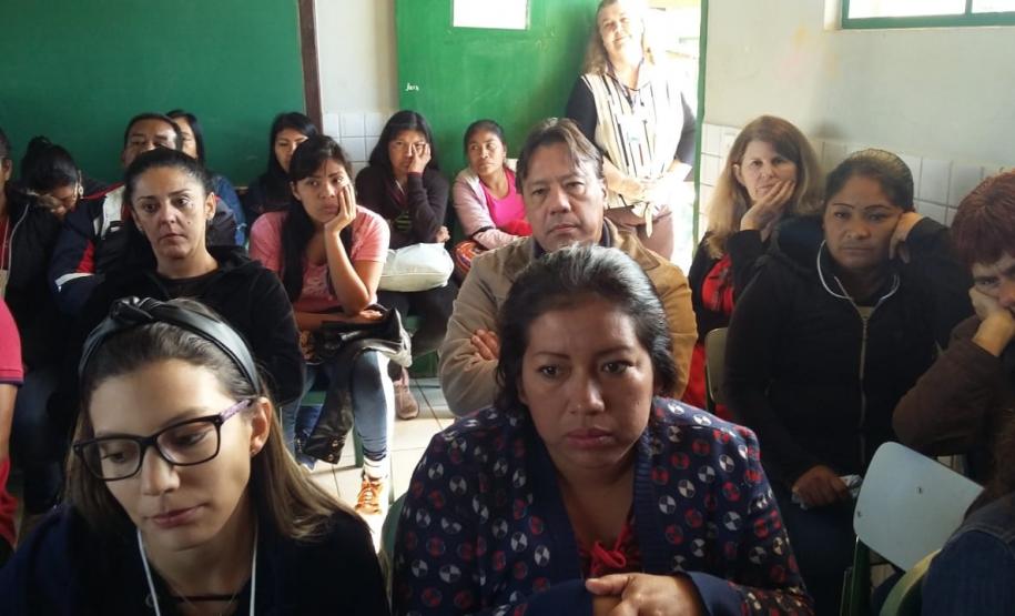 Formação para profissionais das escolas indígenas