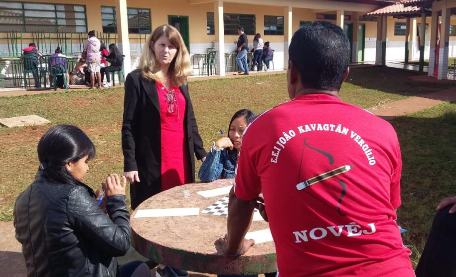 Formação para profissionais das escolas indígenas