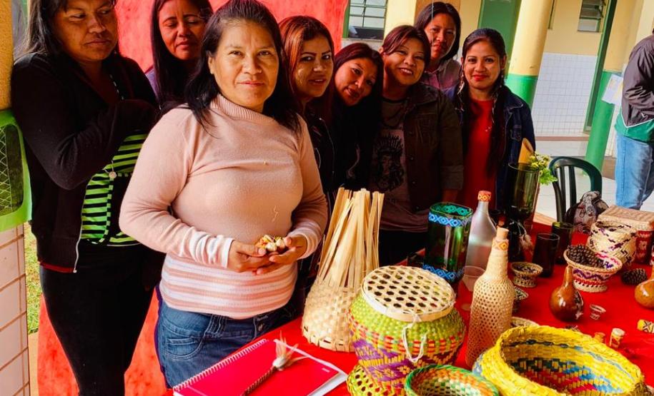 Formação para profissionais das escolas indígenas